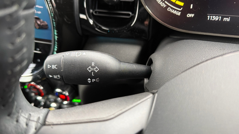 MINI Hatchback 135kW Cooper S Level 2 33kWh 3dr Auto Electric Hatchback